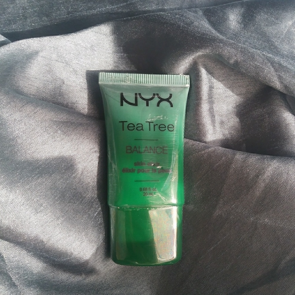 skin serum and primer - Nyx Tea Tree Balance